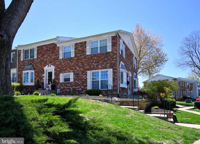 Property at 311 Dartmouth Ct, Bensalem, PA 19020, 3 beds, 2.5 baths