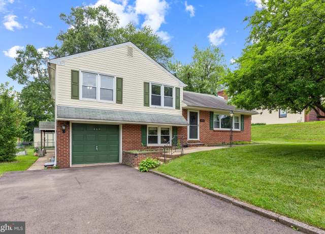 Property at 680 Davisville Rd, Warminster, PA 18974, 3 beds, 1.5 baths