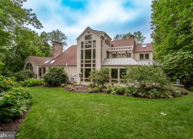 Property at 260 Cafferty Rd, Pipersville, PA 18947, 4 beds, 3.5 baths