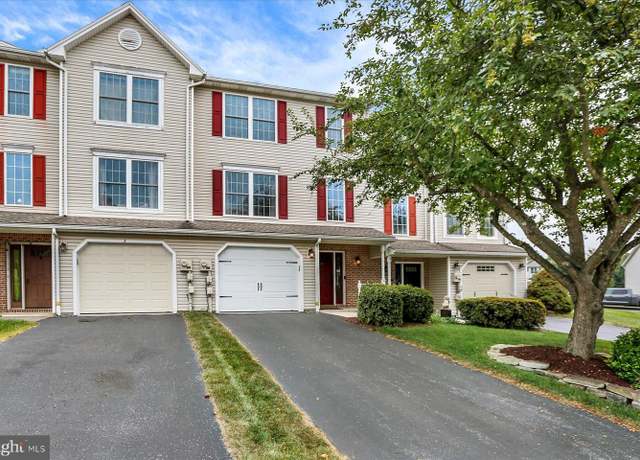 Property at 3 Keefer Way, Mechanicsburg, PA 17055, 2 beds, 1.5 baths
