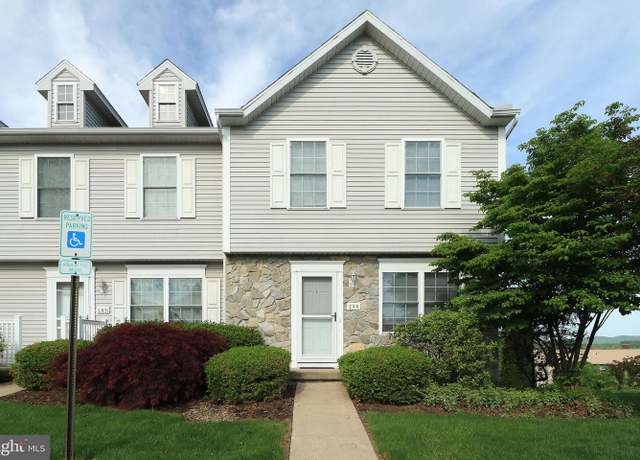 Property at 200 Birchtree Ct, State College, PA 16801, 2 beds, 1.5 baths