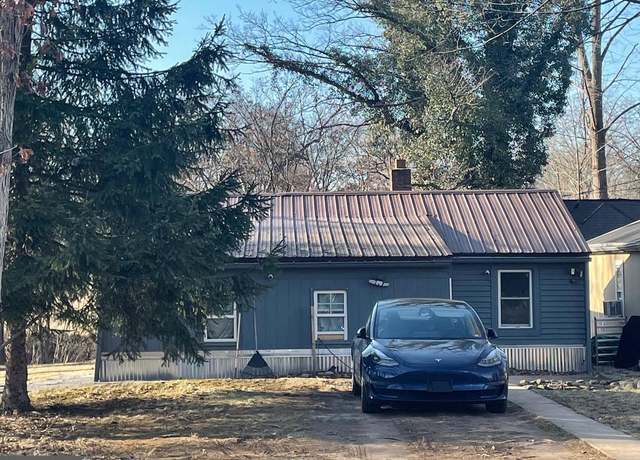 Property at 2451 Log Cabin Rd, York, PA 17408, 2 beds, 1 bath