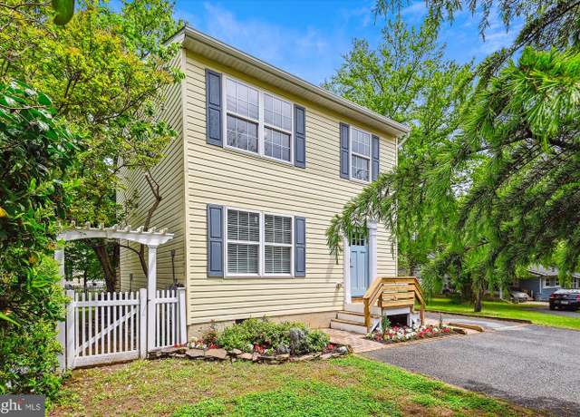Property at 3331 Arundel On The Bay Rd, Annapolis, MD 21403, 3 beds, 2.5 baths