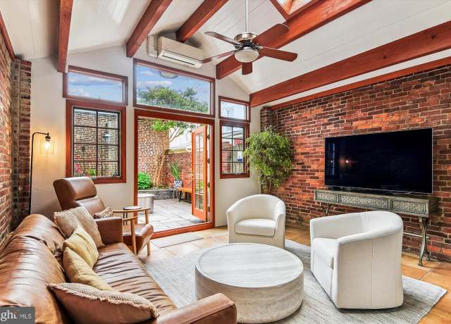 Property at 1157 Riverside Ave, Baltimore, MD 21230, 3 beds, 2.5 baths
