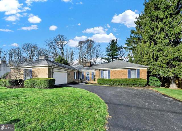 Property at 1612 Saint Paul St, Hampstead, MD 21074, 4 beds, 2.5 baths