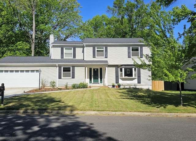 Property at 12807 Prestwick Dr, Fort Washington, MD 20744, 4 beds, 2.5 baths