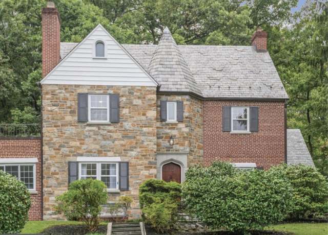 Property at 6911 Wells Pkwy, University Park, MD 20782, 7 beds, 4.5 baths