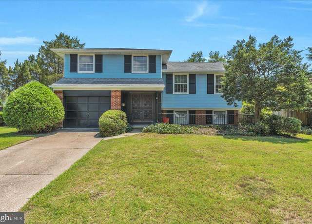 Property at 7 Academy Dr, Stratford, NJ 08084, 3 beds, 1.5 baths