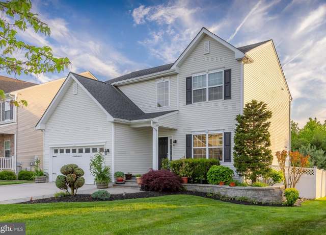 Property at 513 Defrancesco Cir, Glassboro, NJ 08028, 4 beds, 2.5 baths