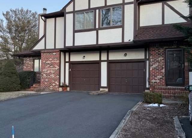 Property at 3 Balamor Ln, Ewing, NJ 08628, 3 beds, 2.5 baths