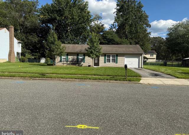 Property at 113 Primrose Ln, Carneys Point, NJ 08069, 3 beds, 1 bath