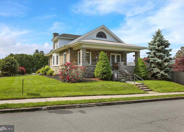Property at 1016 Elnore Ave, Temple, PA 19560, 4 beds, 2 baths