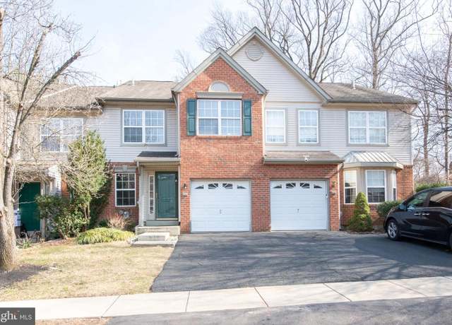Property at 543 Jason Dr, Southampton, PA 18966, 3 beds, 2.5 baths