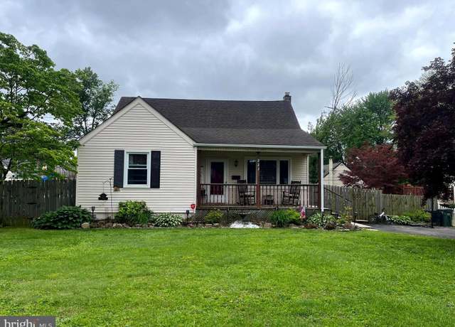 Property at 223 Rosewood Ave, Feasterville Trevose, PA 19053, 3 beds, 2 baths