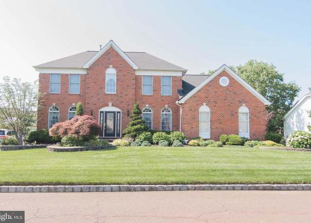 Property at 1826 Augusta Dr, Jamison, PA 18929, 4 beds, 2.5 baths