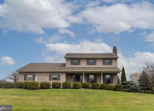 Property at 1100 Garden Ave, Lebanon, PA 17046, 3 beds, 2.5 baths