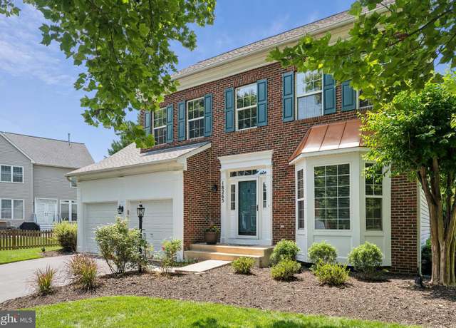 Property at 18265 Oak Lake Ct, Leesburg, VA 20176, 4 beds, 3.5 baths