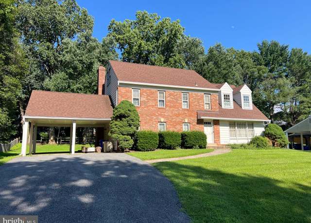 Property at 16605 Cavalry Dr, Rockville, MD 20853, 4 beds, 2.5 baths