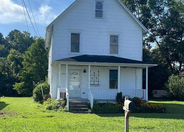 Property at 1015 Clarke Ave, Pocomoke City, MD 21851, 3 beds, 1.5 baths