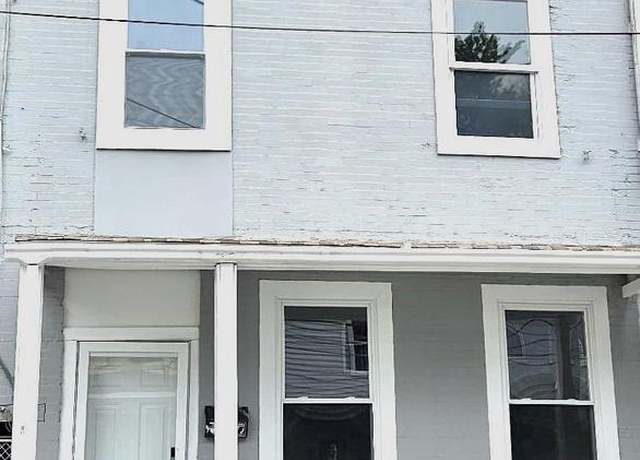 Property at 523 York St, Burlington, NJ 08016, 5 beds, 1.5 baths