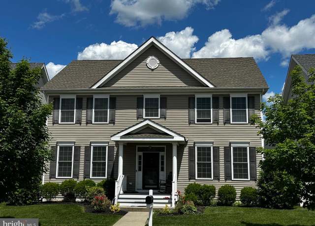 Property at 36 Brookdale Way, Chesterfield, NJ 08515, 4 beds, 3.5 baths