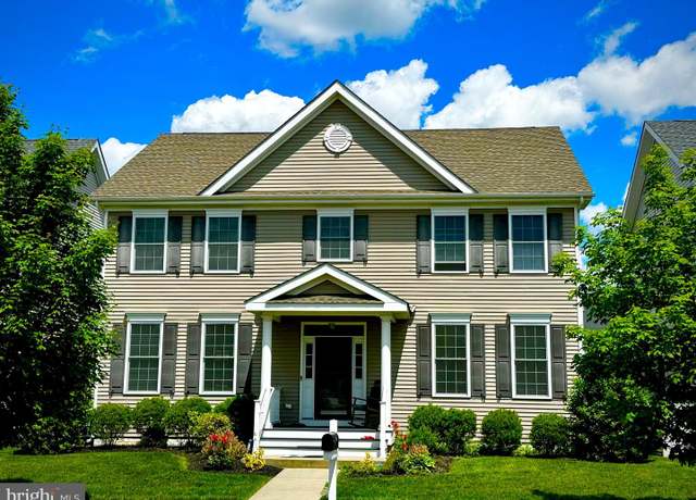 Property at 36 Brookdale Way, Chesterfield, NJ 08515, 4 beds, 3.5 baths