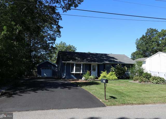 Property at 208 Steering Ln, Manahawkin, NJ 08050, 3 beds, 1 bath