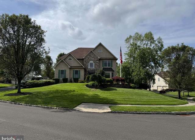 Property at 13 Cedar Crest Ct, Doylestown, PA 18901, 4 beds, 2.5 baths