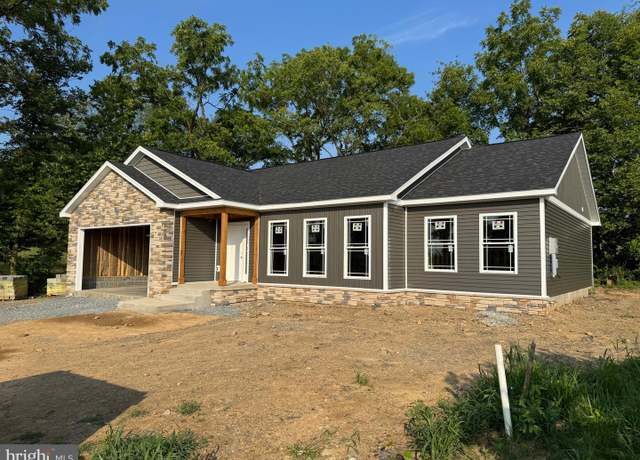 Property at 10199 Jasper Dr, Greencastle, PA 17225, 3 beds, 2 baths