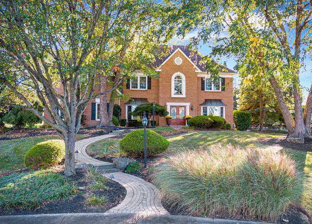Property at 20 Windward Ct, Collegeville, PA 19426, 4 beds, 4.5 baths