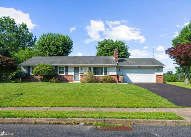 Property at 534 Melvins Rd, Telford, PA 18969, 3 beds, 2 baths