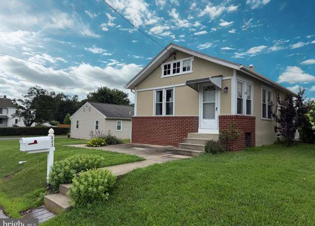 Property at 332 Gay St, Royersford, PA 19468, 2 beds, 1 bath
