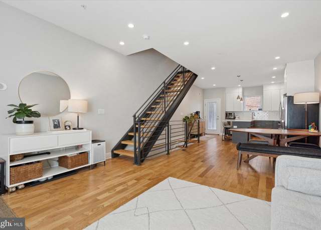 Property at 2811 Wharton St, Philadelphia, PA 19146, 3 beds, 2.5 baths