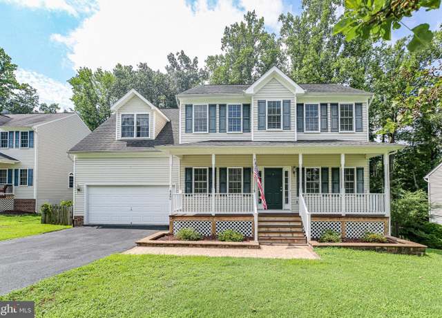 Property at 8280 Mamies Pl, King George, VA 22485, 4 beds, 3.5 baths