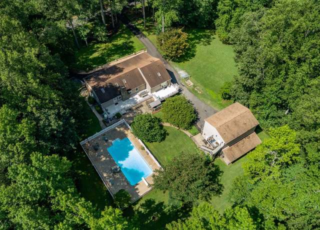 Property at 8314 Old Mill Ln, Spotsylvania, VA 22551, 4 beds, 3 baths