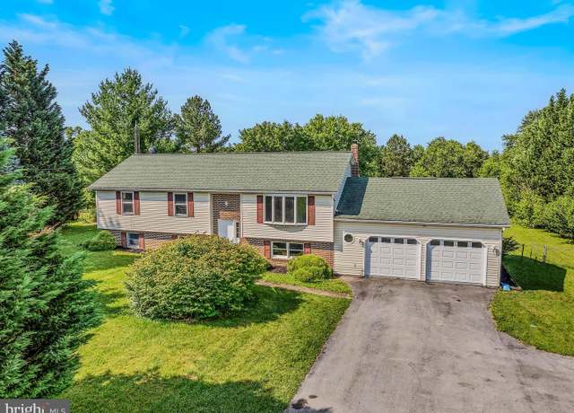 Property at 116 Spur Rd, Martinsburg, WV 25404, 3 beds, 2 baths