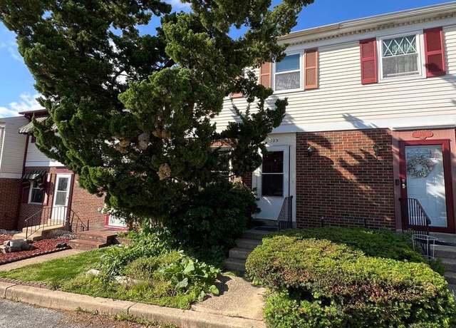 Property at 523 W 3rd St, Wilmington, DE 19801, 2 beds, 1.5 baths