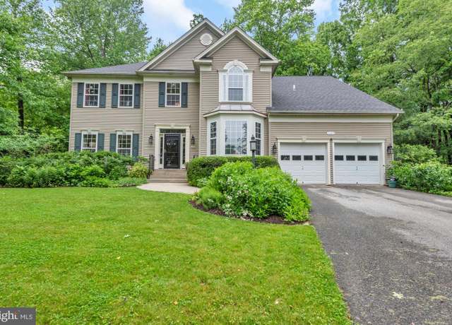 Property at 3600 Samanthas Way, Huntingtown, MD 20639, 4 beds, 4.5 baths