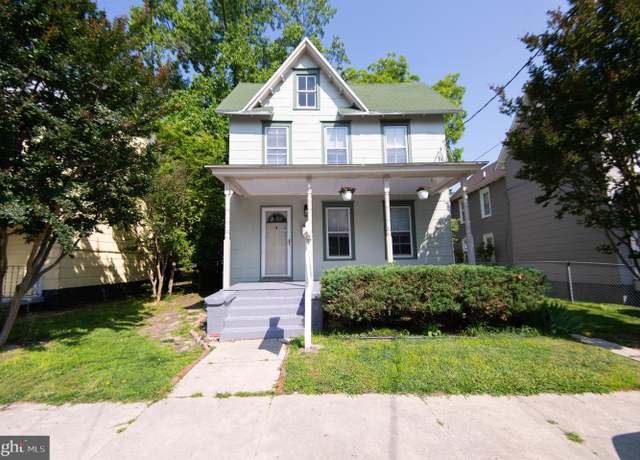 Property at 217 West End Ave, Cambridge, MD 21613, 3 beds, 1.5 baths