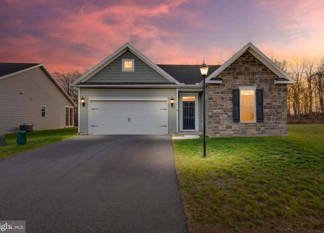 Property at 3 Osprey Ct Unit A19, Gettysburg, PA 17325, 3 beds, 2 baths