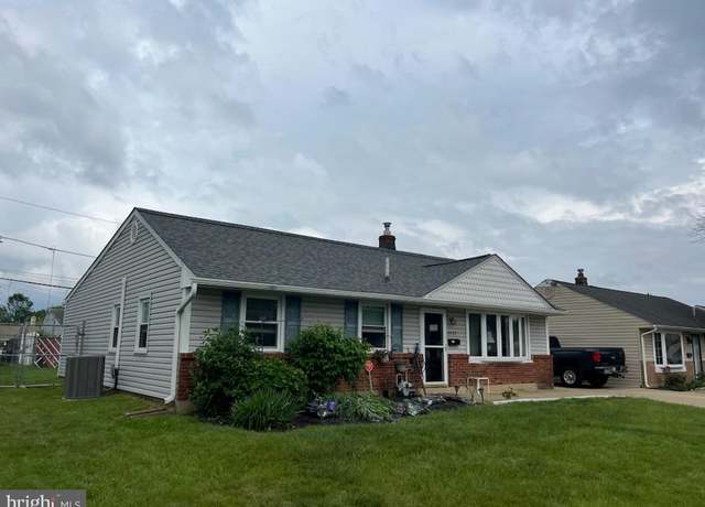 Property at 3755 Morrow Dr, Bensalem, PA 19020, 3 beds, 1.5 baths