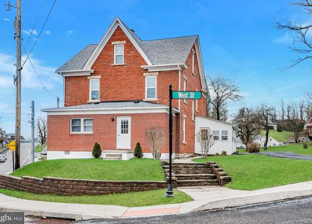Property at 701 W High St, Ebensburg, PA 15931, 4 beds, 2 baths
