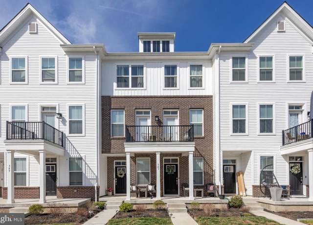Property at 347 Foundry St, Phoenixville, PA 19460, 3 beds, 2.5 baths
