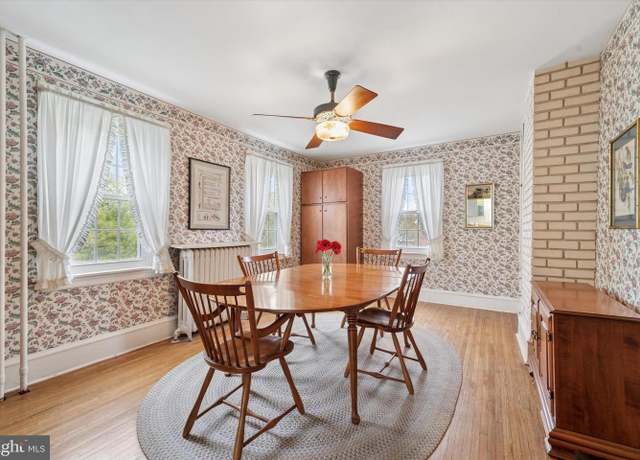 Property at 2617 Springfield Rd, Broomall, PA 19008, 5 beds, 1.5 baths