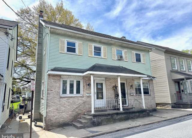 Property at 8 E Richland Ave, Myerstown, PA 17067, 3 beds, 1 bath