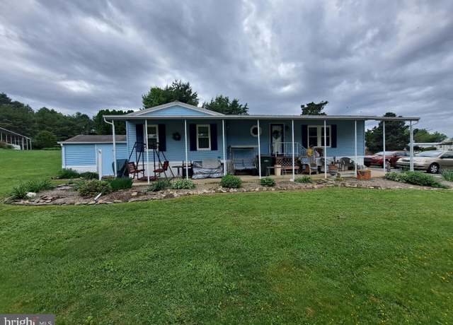 Property at 908 Kelly Dr, Mount Wolf, PA 17347, 3 beds, 2 baths