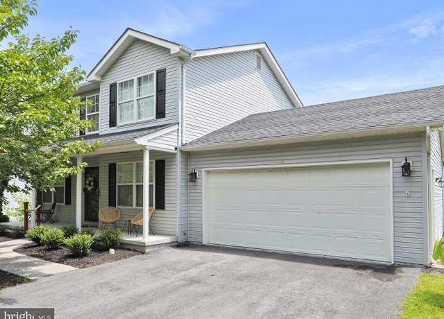Property at 140 Morning Glory Dr, Winchester, VA 22602, 3 beds, 2.5 baths