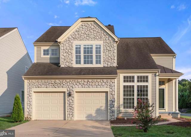 Property at 12399 Brown Fox Way, Reston, VA 20191, 4 beds, 3.5 baths