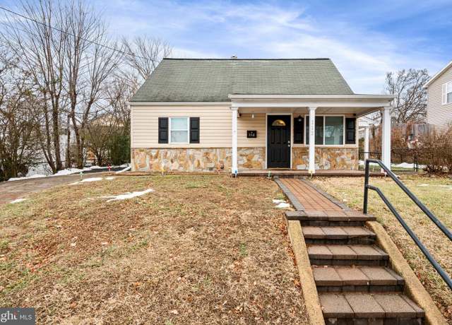 Property at 112 Manassas Dr, Manassas Park, VA 20111, 3 beds, 1 bath