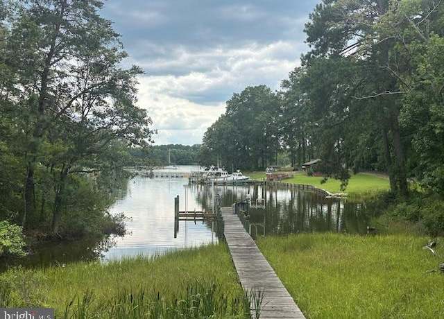 Property at 306 Liberty Rd, Reedville, VA 22539, 4 beds, 2 baths
